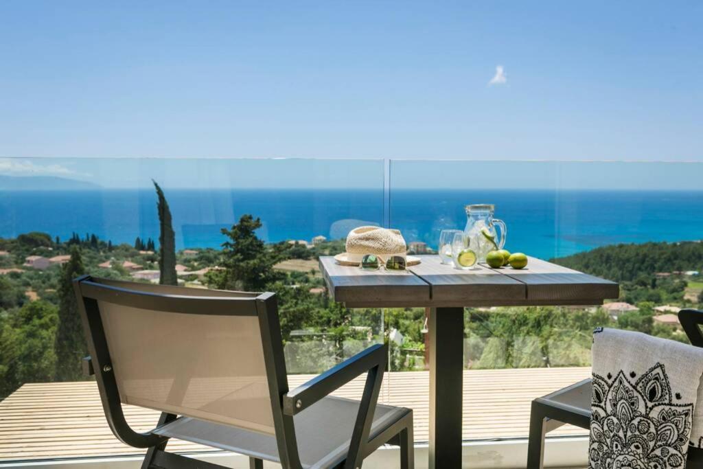 Color Villas-New Villa Green At Trapezaki With Private Pool Mousata Dış mekan fotoğraf